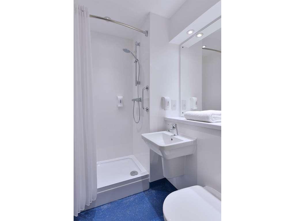 Travelodge Rugeley Room photo